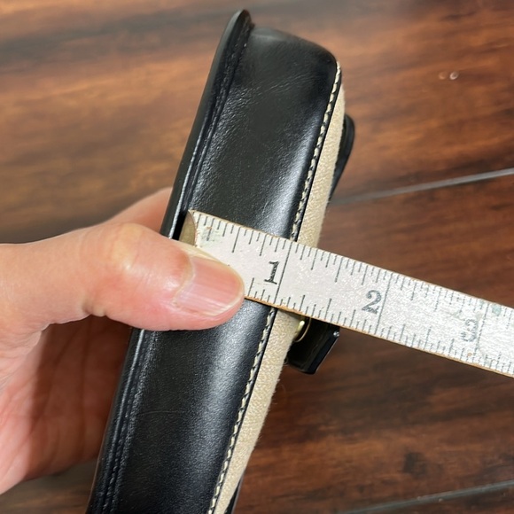 Dooney & Bourke Fabric and Leather Wristlet Clutch Coin Purse Buckle - Picture 14 of 15